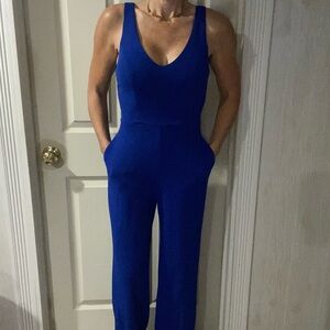 Crystal Sky: Elegant Blue Women's Jumpsuit